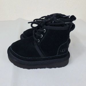 Toddler Neumel Uggs.